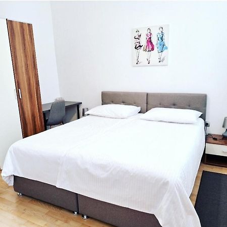 Apartment Ory 2 Between The Beach And City Center Póla Kültér fotó